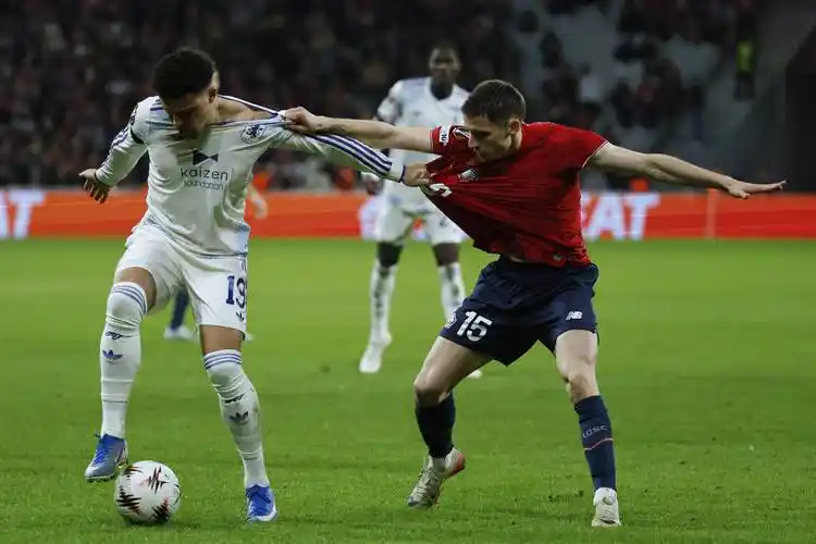 欧冠对决：巴塞罗那 VS 多特蒙德